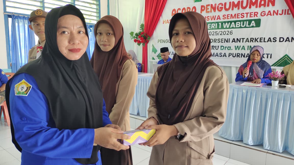 Penerimaan Rapor Semester Ganjil T.A 2025/2026